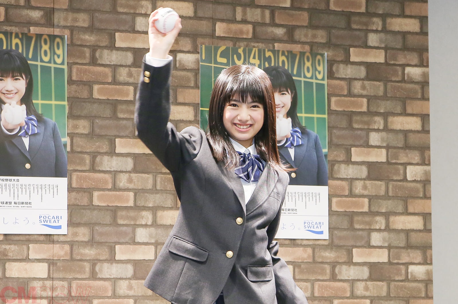 石井薫子、センバツ高校野球の応援キャラクター就任！投球フォームを見た取材陣は…