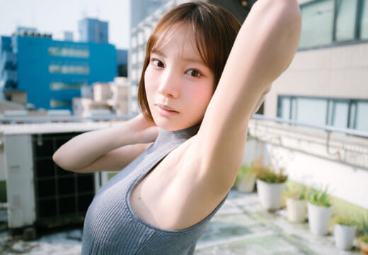 ワキと超望遠レンズでバズったグラドル・累累って何者！？（インタビュー）