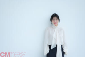 俳優デビュー25周年を迎えた上戸彩、15年ぶりの写真集。ならばと、CMNOWが突撃インタビュー！