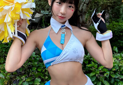 【2025夏コミケ】韓国グラドルのピョ・ウンジが魅せた！「ブルーアーカイブ」ヒビキのコスプレに釘付け