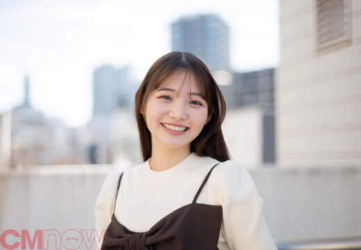 女優への道を歩み出した山本かりん。なぜ女優を志し、これから何を目指していくのか。