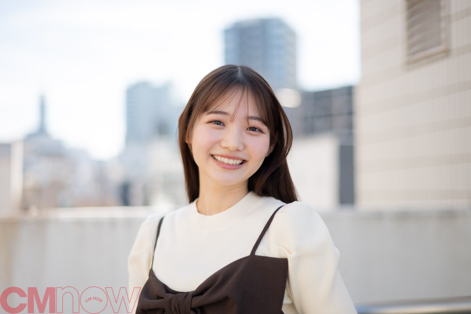 女優への道を歩み出した山本かりん。なぜ女優を志し、これから何を目指していくのか。